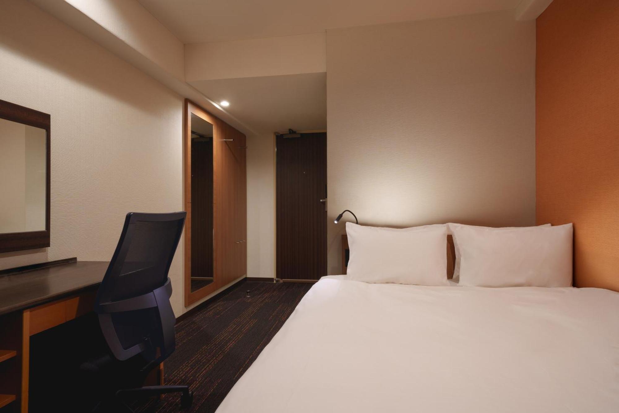 The B Nagoya Hotell Exteriör bild