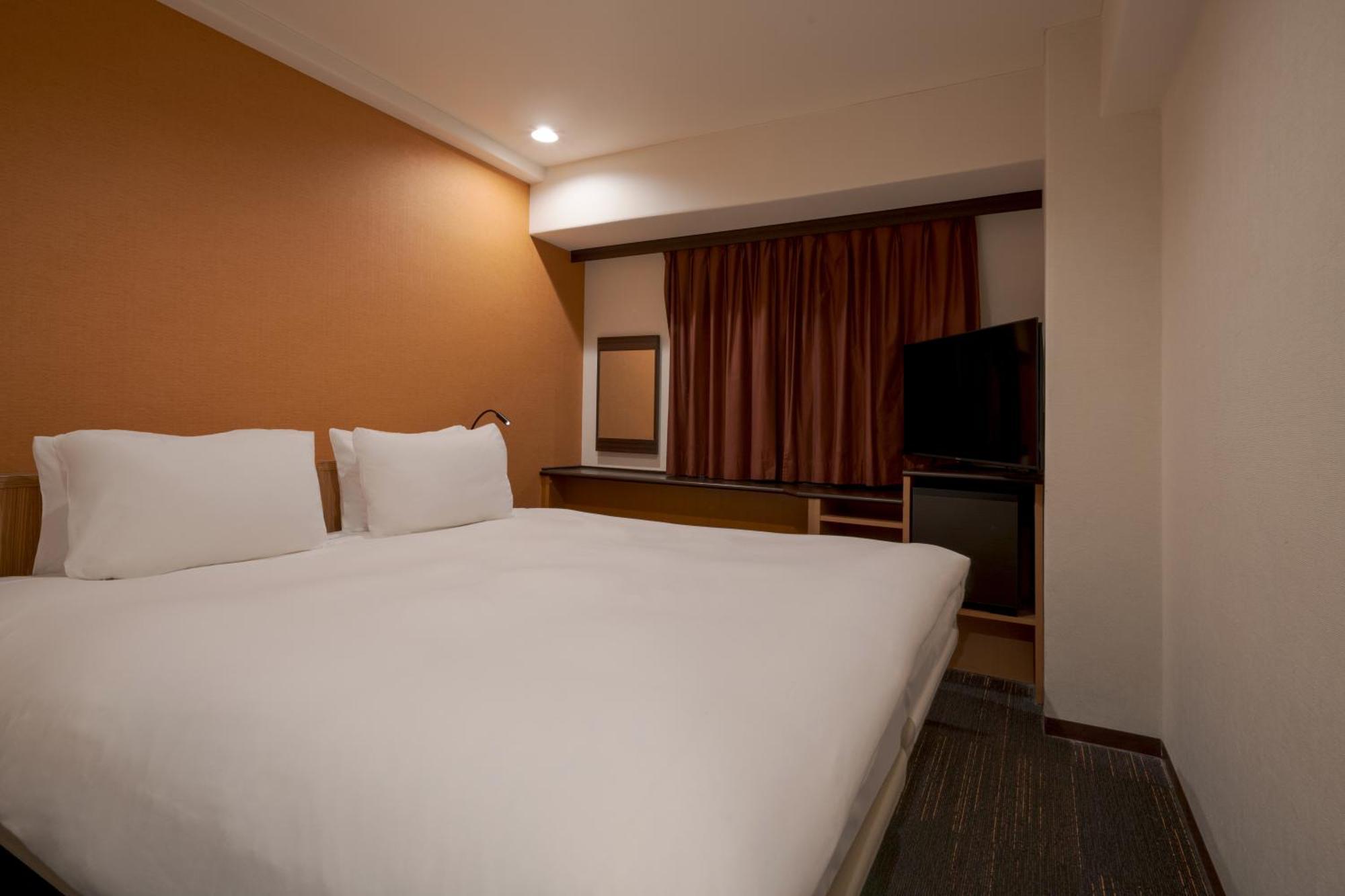 The B Nagoya Hotell Exteriör bild